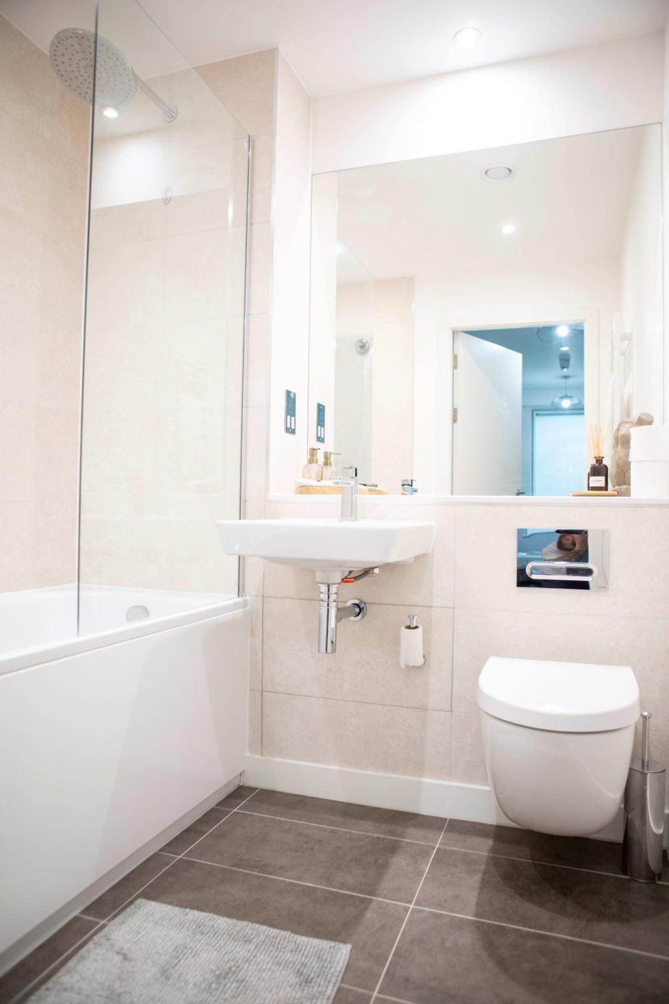 Luxury Free Parking Townhouse Villa Manchester Exterior photo